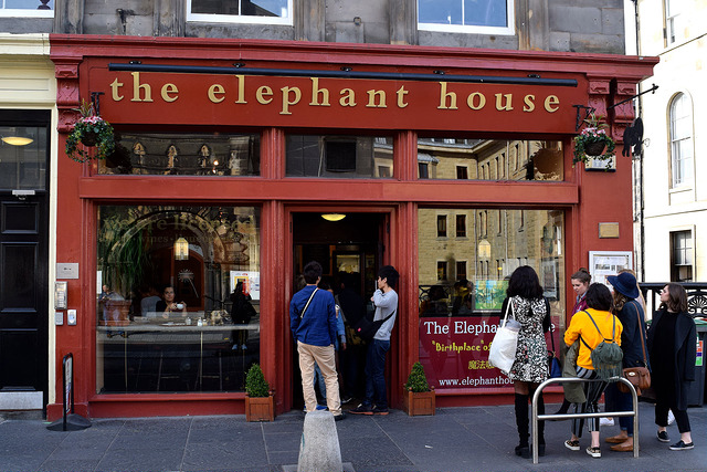 The Elephant House, Edinburgh | www.rachelphipps.com @rachelphipps
