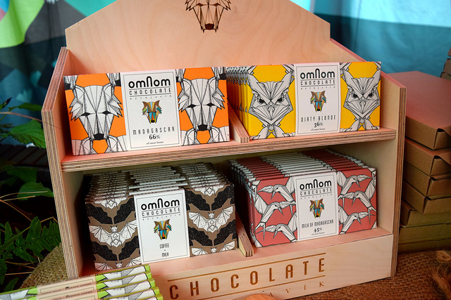 Icelandic Omnom Chocolate at The Icelandic Pantry, Borough Market | www.rachelphipps.com @rachelphipps