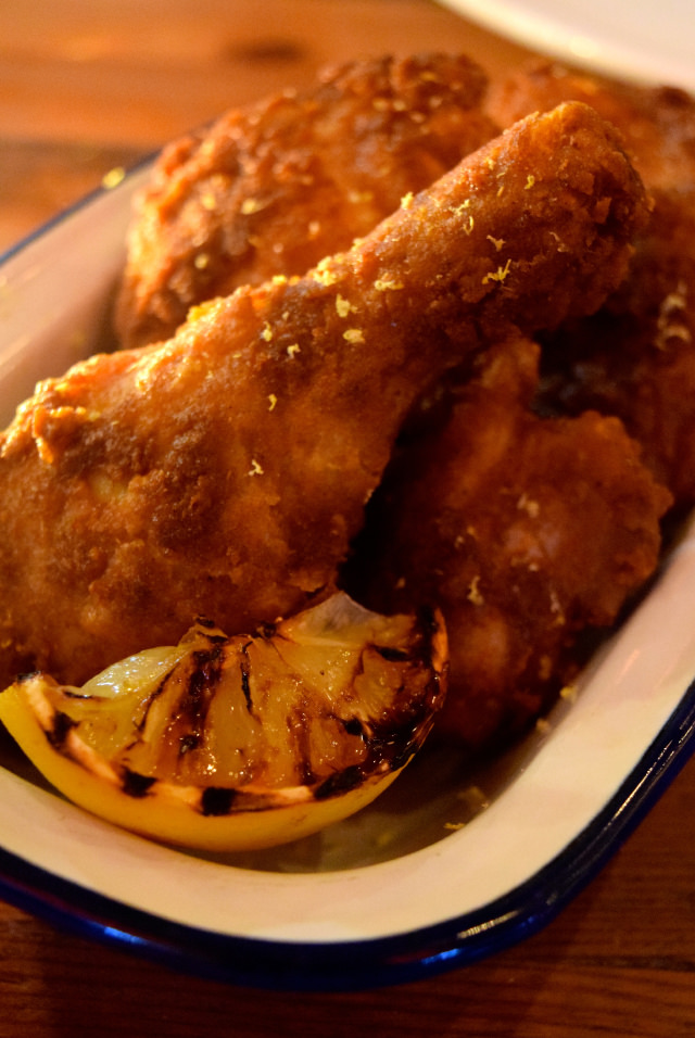 Fried Chicken at Dirty Bones, Carnaby Street | www.rachelphipps.com @rachelphipps