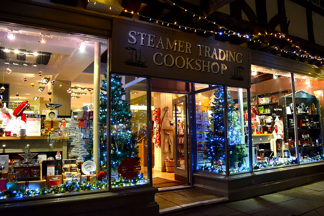 Steamer Trading Christmas Windows, Canterbury | www.rachelphipps.com @rachelphipps