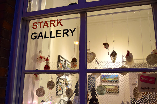 Stark Gallery Christmas Window, Canterbury | www.rachelphipps.com @rachelphipps