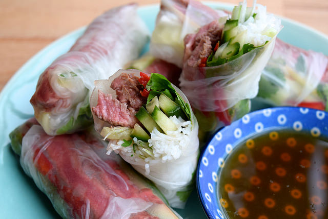 Vietnamese Steak Salad Summer Rolls | www.rachelphipps.com @rachelphipps