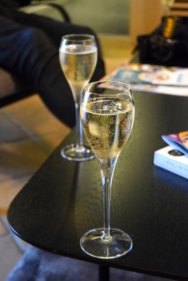 Champagne at Hostellerie de L'Imaginaire | www.rachelphipps.com @rachelphipps