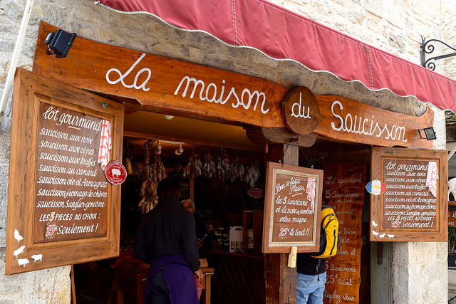 Saussison Shop in Rocamadour | www.rachelphipps.com @rachelphipps