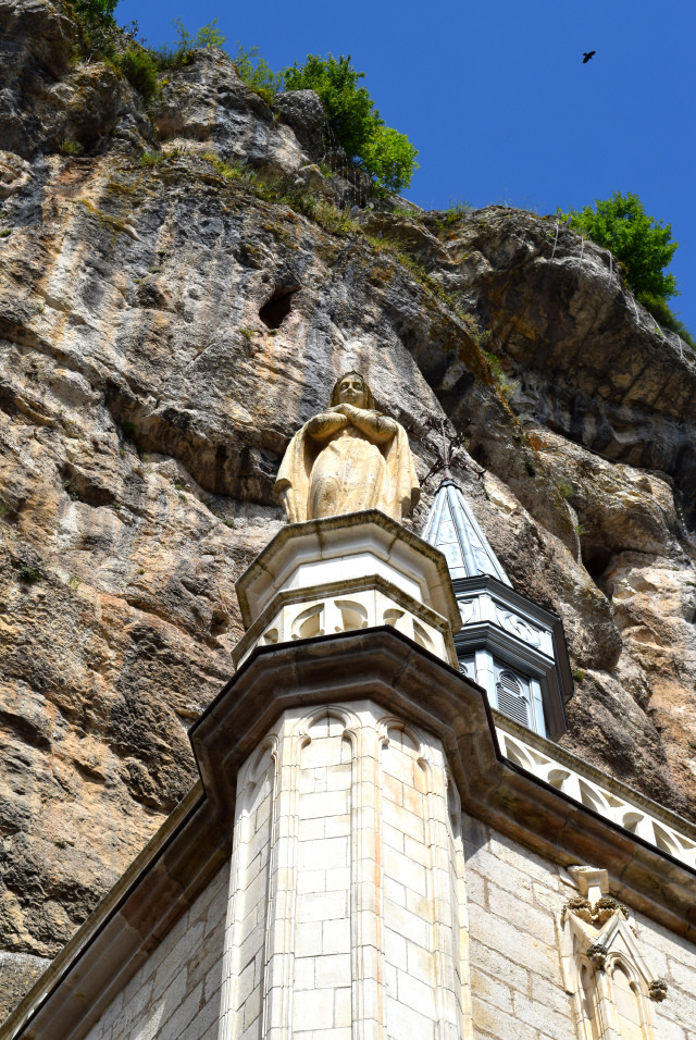 Virgin Mary at Rocamadour | www.rachelphipps.com @rachelphipps