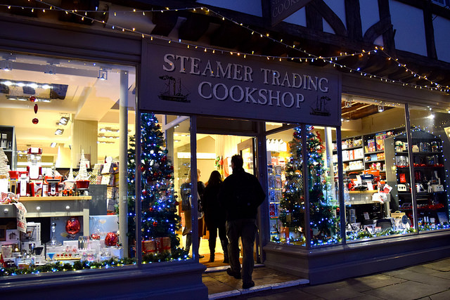 Steamer Trading Cookshop Christmas Window 2016 | www.rachelphipps.com @rachelphipps