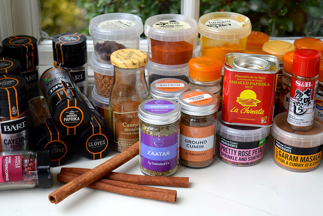 Getting To Grips With Your Spice Collection | www.rachelphipps.com @rachelphipps
