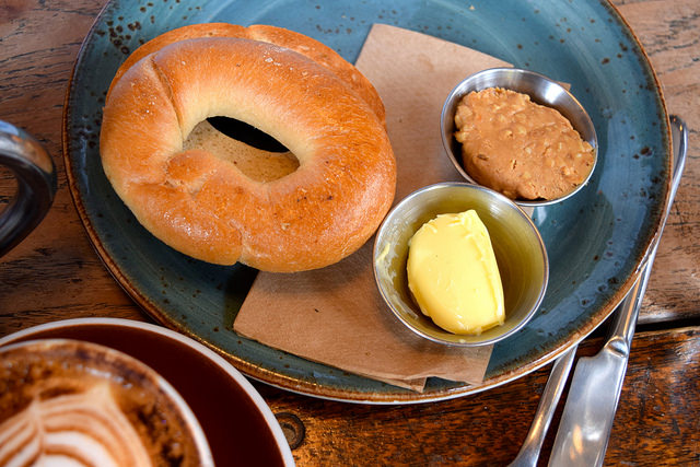 Toasted Bagel with Crunchy Peanut Butter at Federal Bar & Cafe, Manchester | www.rachelphipps.com @rachelphipps