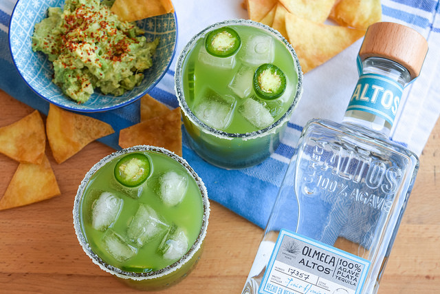 Homemade Cucumber & Jalapeño Margaritas #margarita #cocktail #cucumber #jalapeno #tequila #cincodemayo #party #summer
