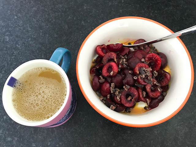 Breakfast Yogurt & Fruit Bowl #fruit #yogurt #breakfast #cherry