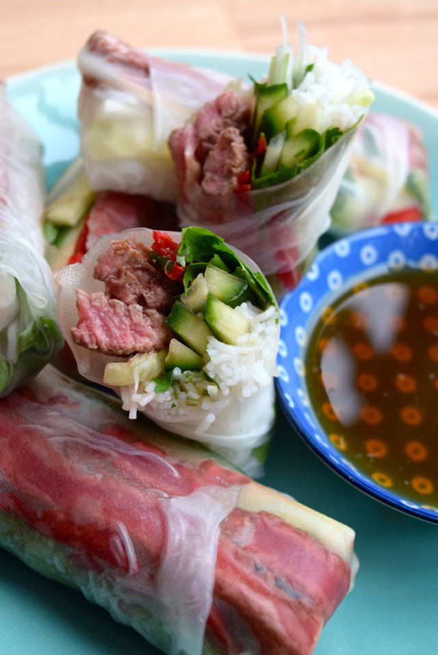 Vietnamese Steak Salad Summer Rolls #summerrolls #vietnamese #steak #steaksalad #streetfood
