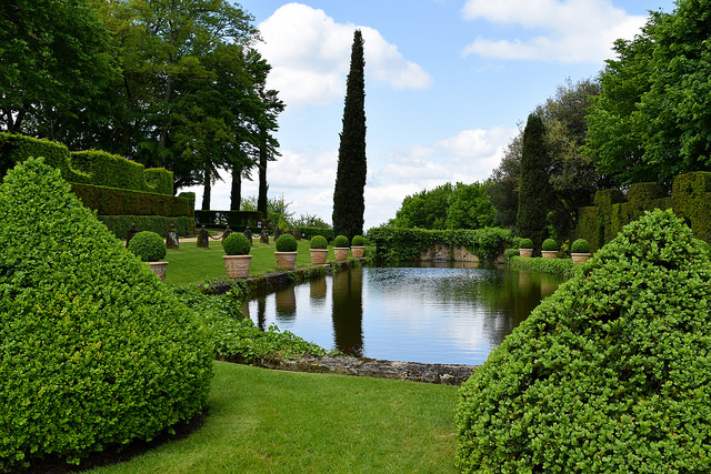 Carp Lake at the Jardins de Eyrugnac #gardens #eyrugnac #dordogne #france #travel