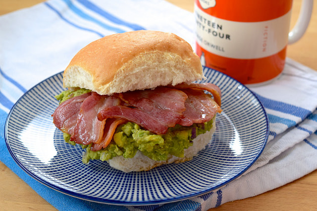 Wake Up To Organic Bacon Guacamole Breakfast Sandwiches Rachel Phipps