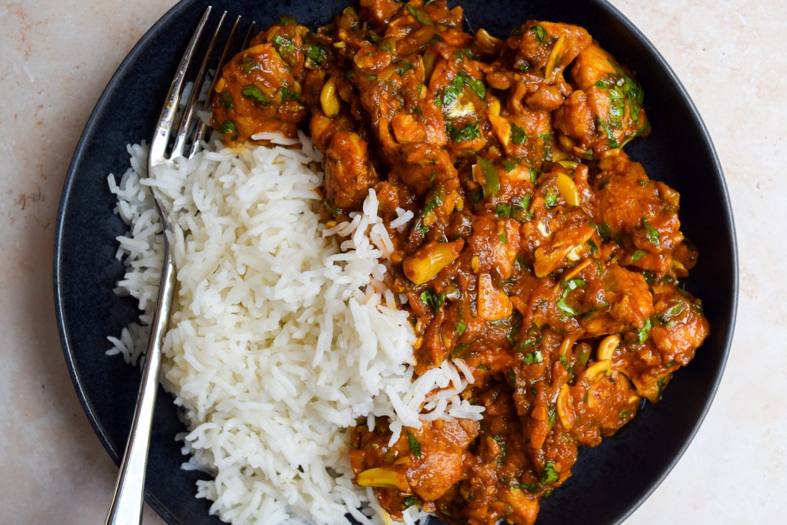 Garlic Chilli Chicken Curry (Indian Takeaway Style) Rachel Phipps Garlic Chilli Chicken Curry (Indian Takeaway Style) Rachel Phipps
