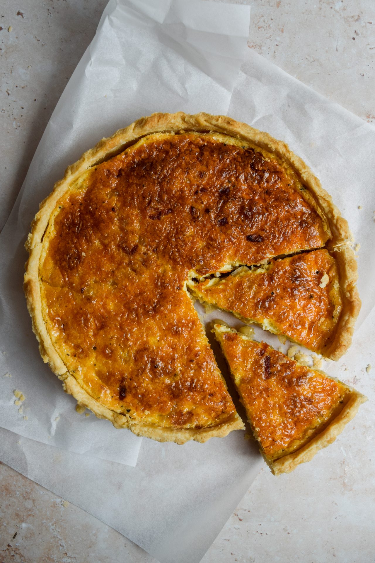 French Onion Quiche (Caramelised Onion Quiche) Rachel Phipps